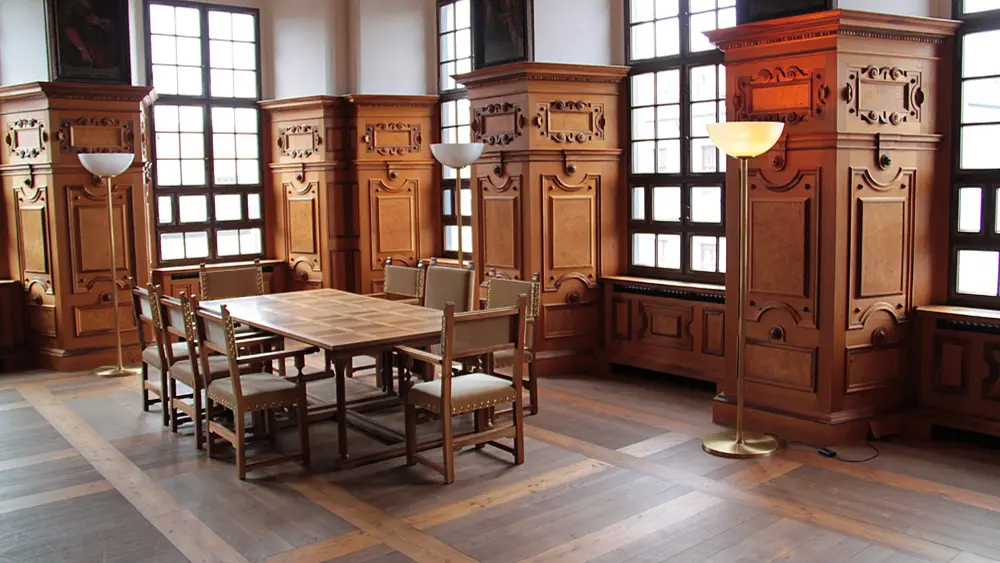Blick in das Fürstenzimmer im Rathaus Augsburg