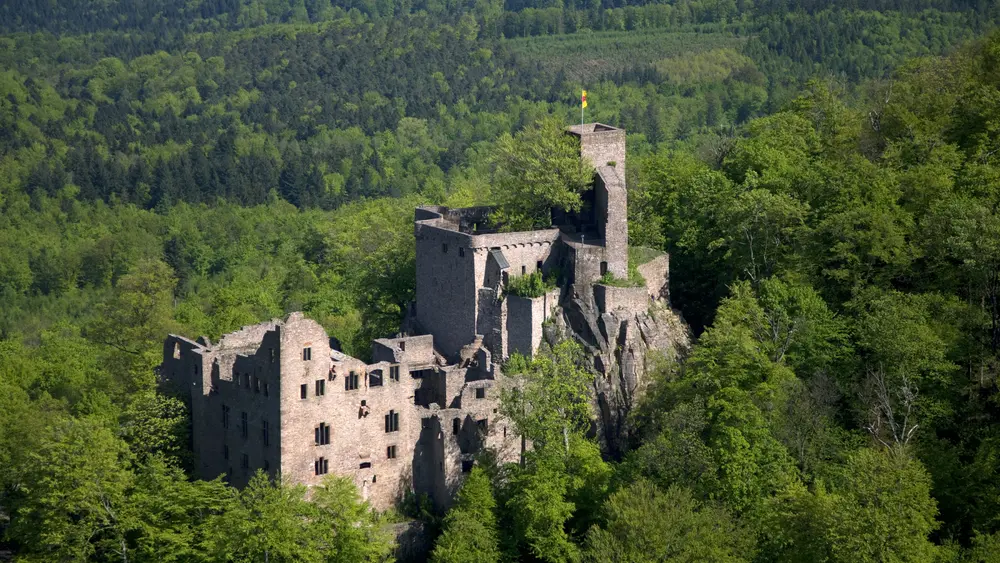 Die erste Residenz der Markgrafen von Baden beeindruckt bis heute mit ihrer Größe.