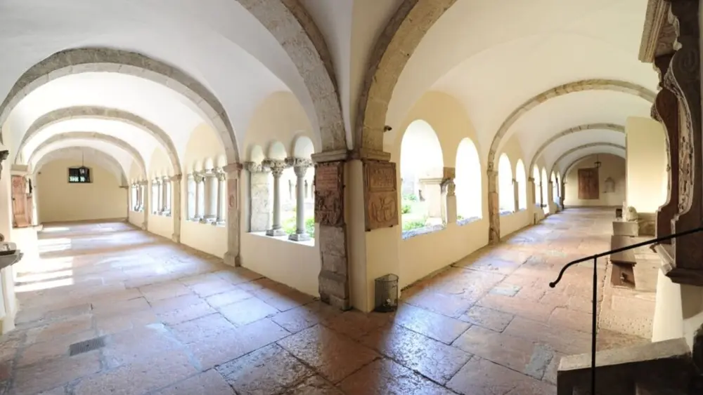 Flur im Königlichen Schloss Berchtesgaden