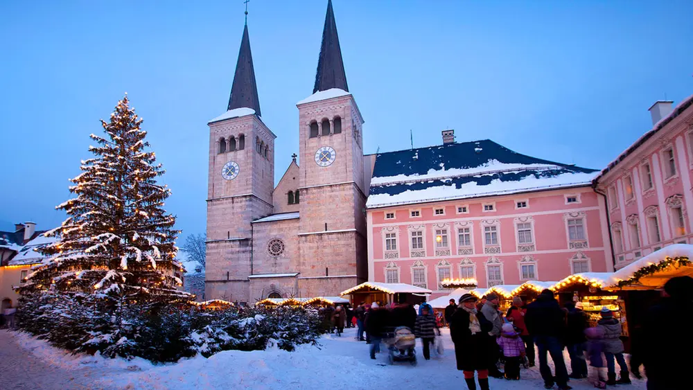 Weihnachtsmarkt am Königlichen Schloss Berchtesgaden