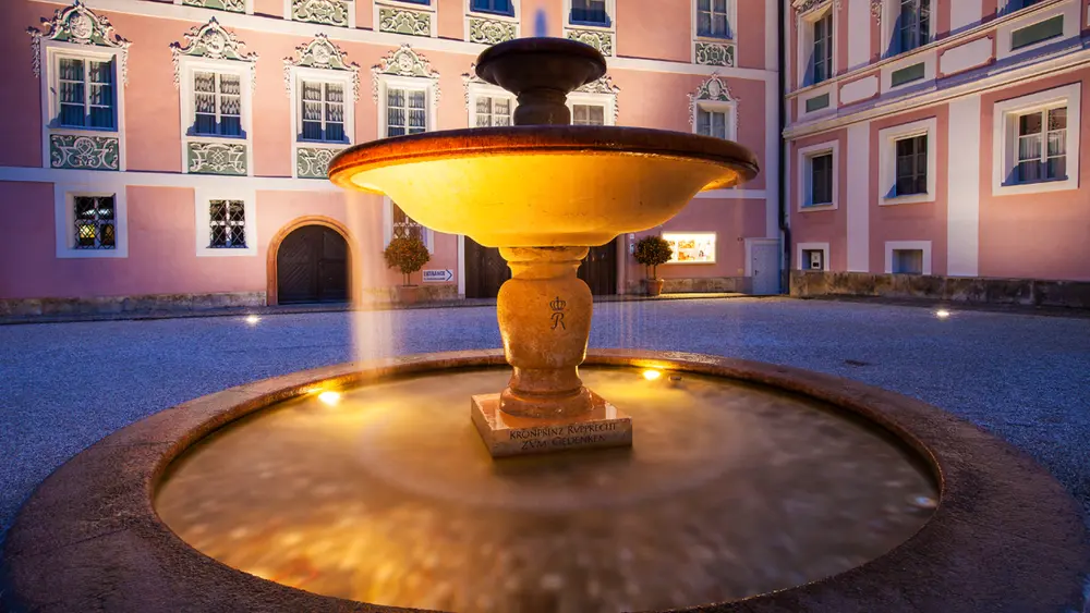 Brunnen am Königlichen Schloss Berchtesgaden