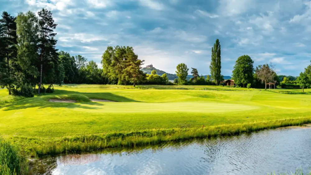 See in der Golfanlage Hechingen-Hohenzollern