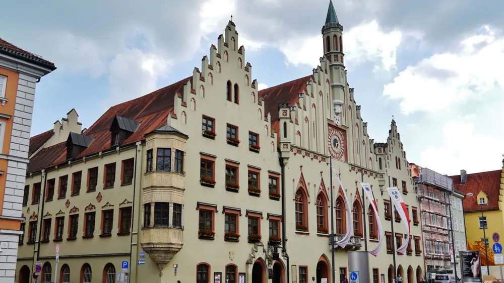 Außenansicht Rathaus Landshut