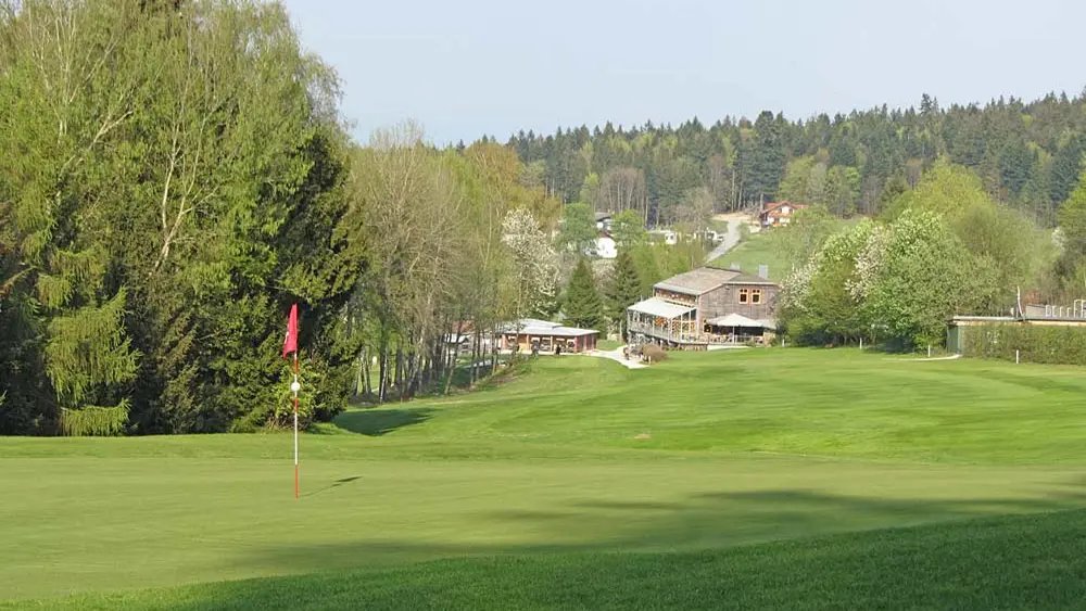 Deggendorfer Golfclub in Schaufling