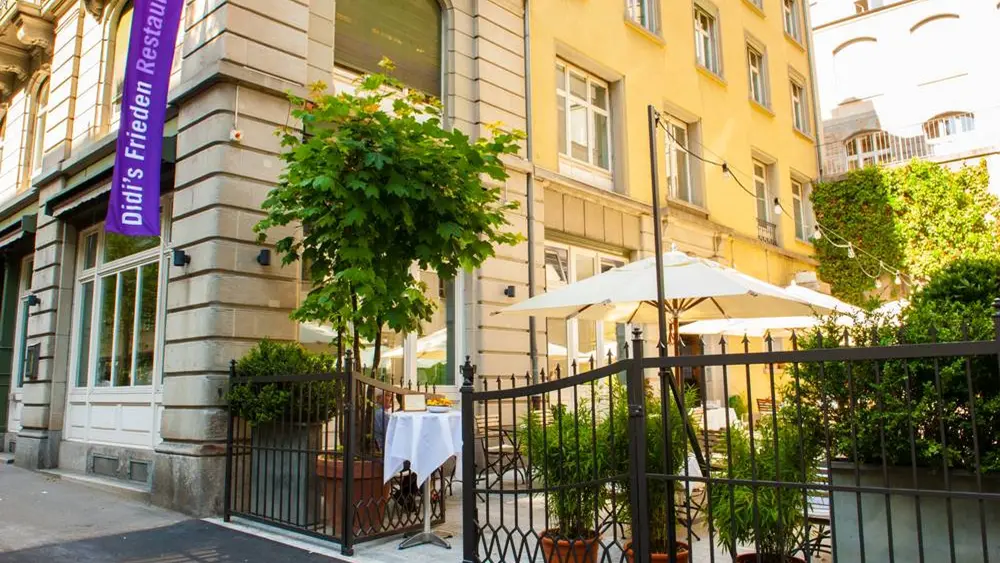 Blick in den Gastraum des Didi`s Frieden