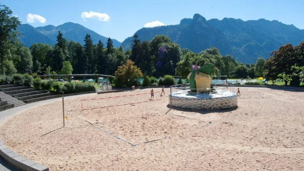 Erlebnisbad Wellenberg Volleyballfeld
