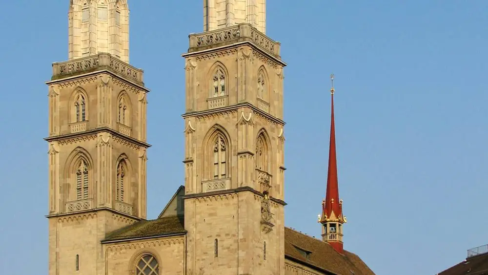 Blick auf das Grossmünster mit seinen zwei Türmen