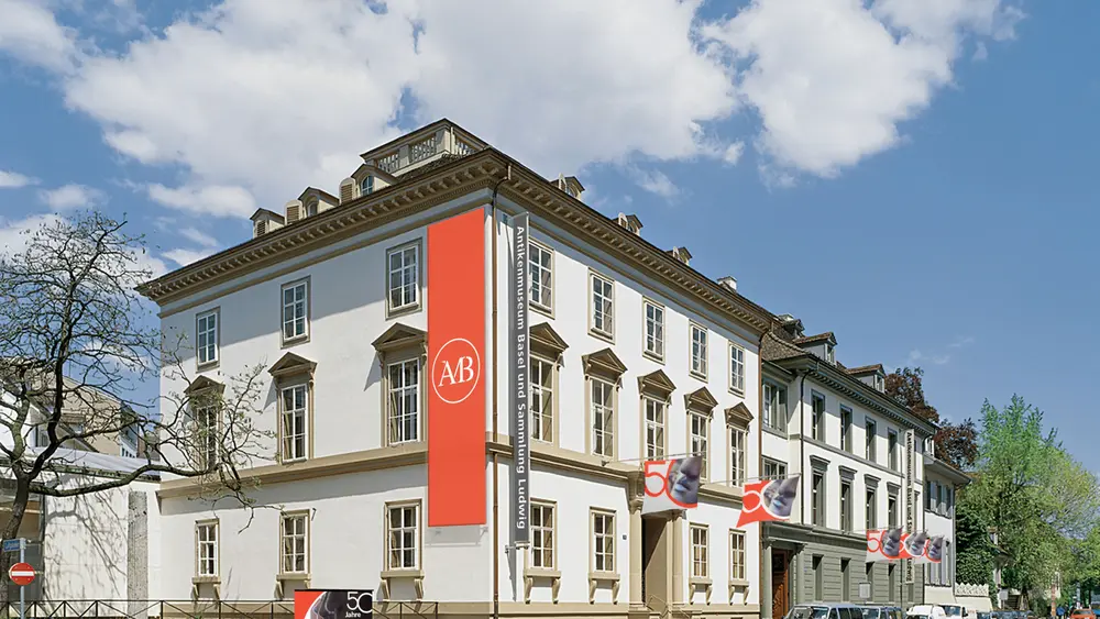Außenansicht des Antikenmuseums in Basel