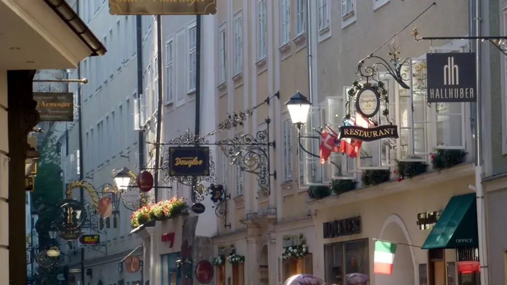 Blick in die Getreidegasse