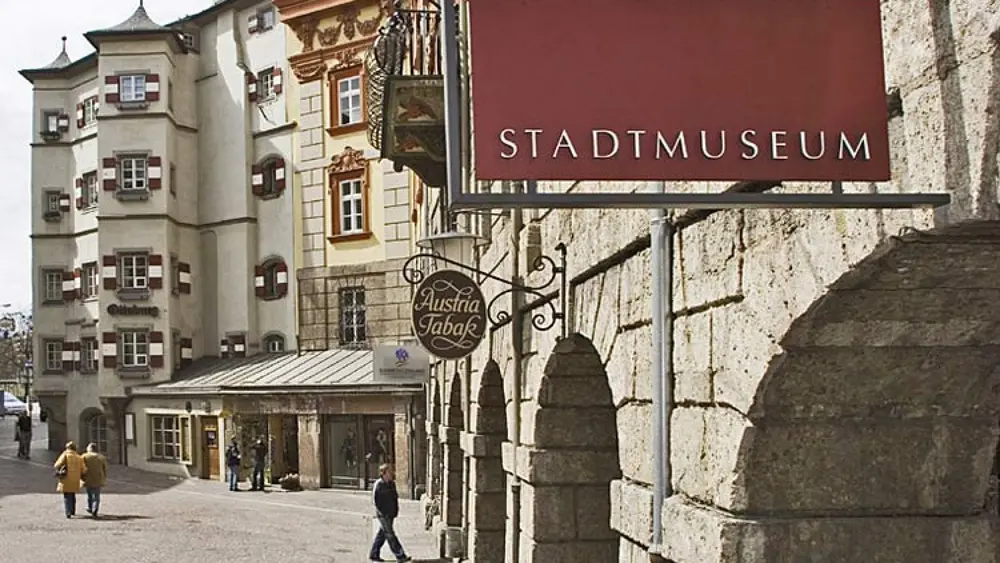 Eingang zum Stadtmuseum in der Innsbrucker Altstadt