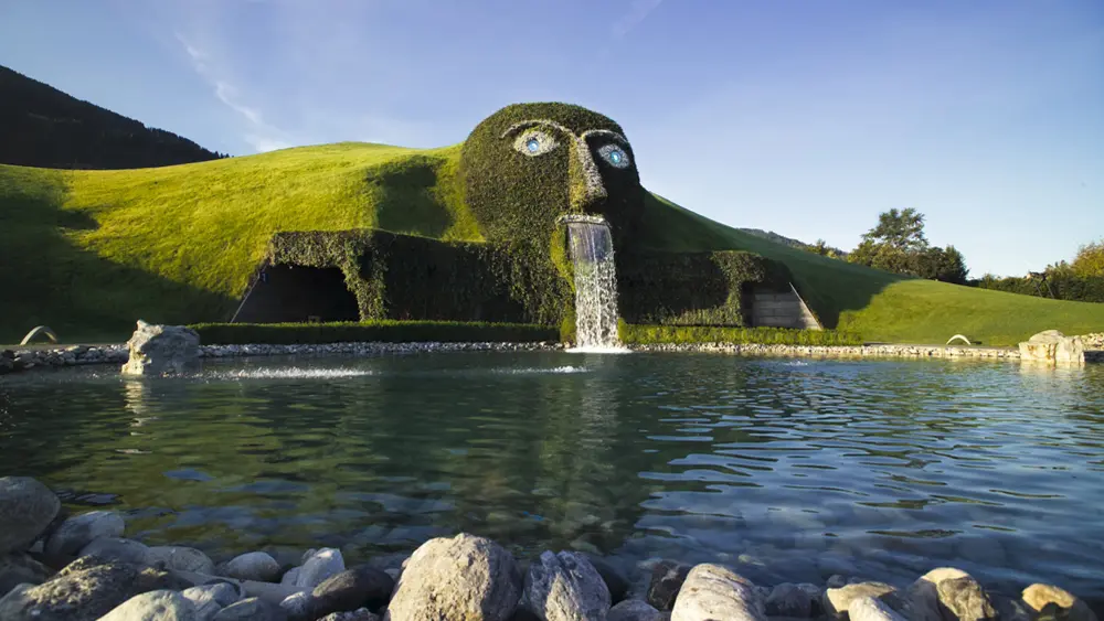 Riese der Swarovski Kristallwelten