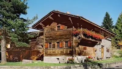 Museum Klosters Nutli Hüschi und die alte Rohrmühle