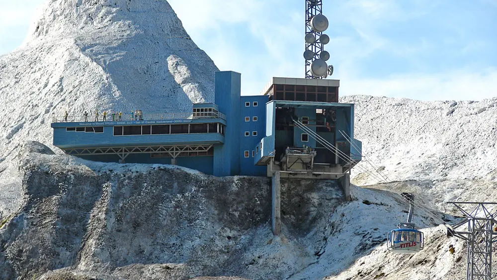 Modell des Bahnhofs auf der Kleinen Scheidegg im Swissminiatur bei Lugano