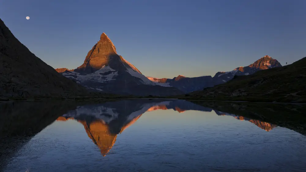 Morgenstimmung am Riffelsee mit Blick auf das Matterhorn