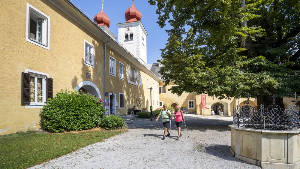 Unterwegs im Stift Millstatt
