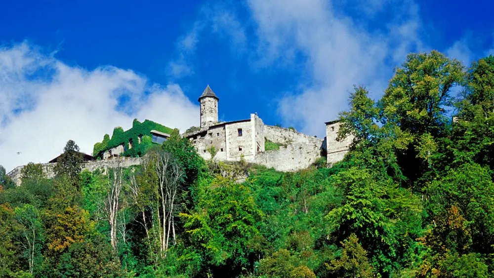 Thront hoch über dem Ossiacher See: Die Burg Landskron