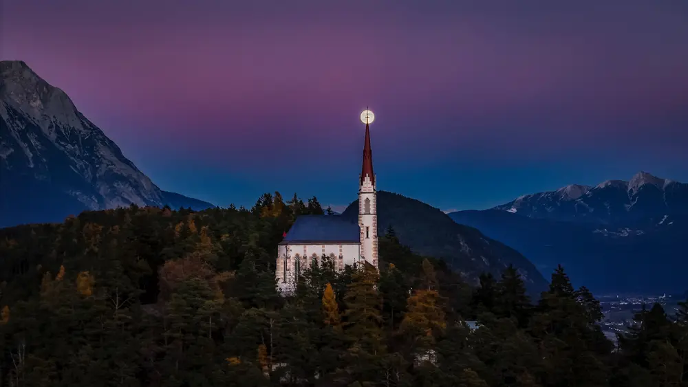 Wallfahrtskirche Maria Locherboden bei Nacht