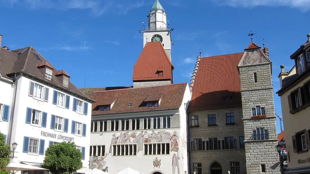Blick auf den Pfennigturm und das Überlinger Rathaus
