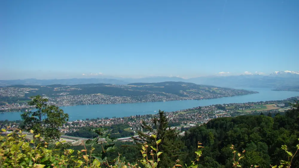 Aussicht vom Üetliberg auf den Zürichsee