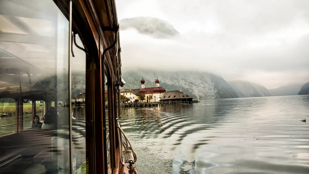 Schifffahrt auf dem Königssee Richtung Bartholomä