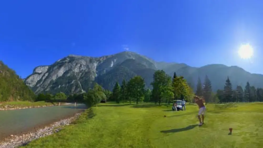 Blick auf den Golfplatz Gut Brandlhof in Saalfelden