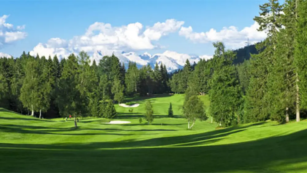Naturnah, sportlich, ungezwungen - der Golfplatz in Seefeld-Wildmoos
