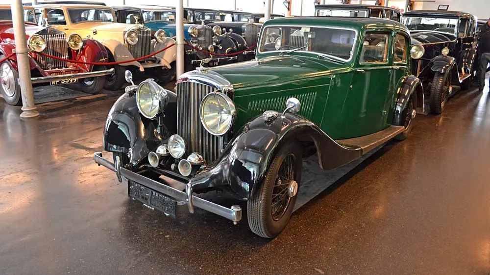 Blick in den Ausstellungsraum des Rolls-Royce-Museums Dornbirn