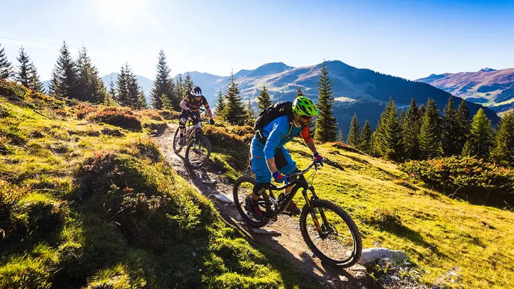 Mountainbiker am Reiterkogel in Saalbach