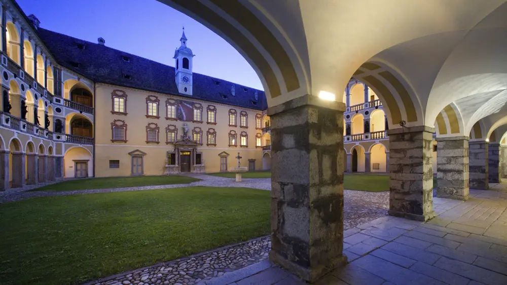 Abendstimmung im Innenhof der Hofburg
