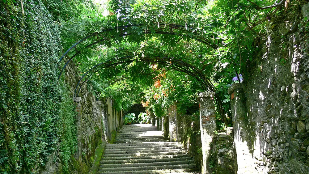 Die Totenstiege im Garten der Isola Madre