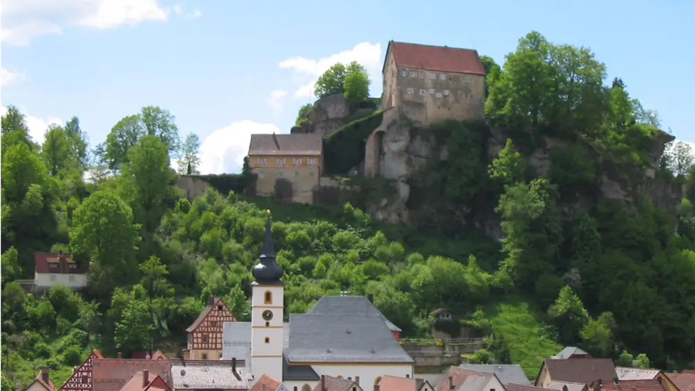 Außenansicht der Burg Pottenstein