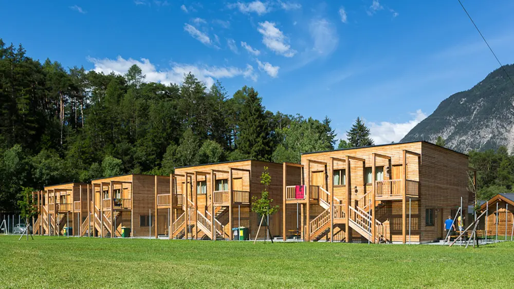 Lodge im Blockhausstil in der AREA 47