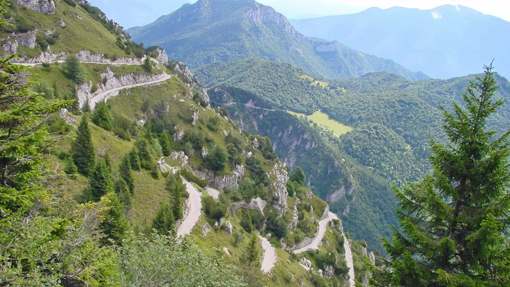 Südflanke des Tremalzopass am Gardasee