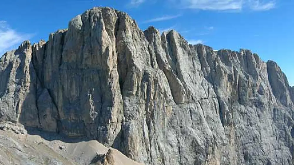 Blick auf die Süd- und Südwestseite der Marmolata