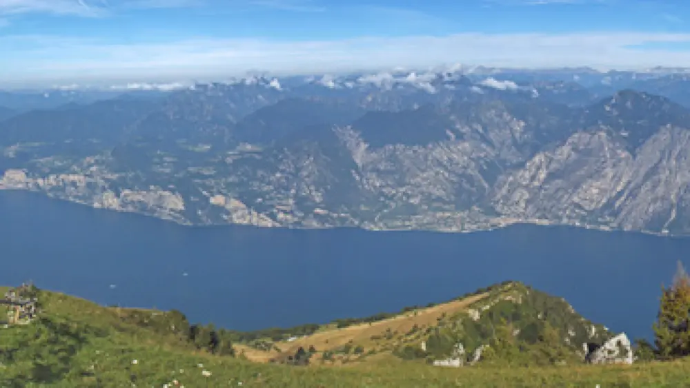 Blick vom Monte Baldo auf den Gardasee