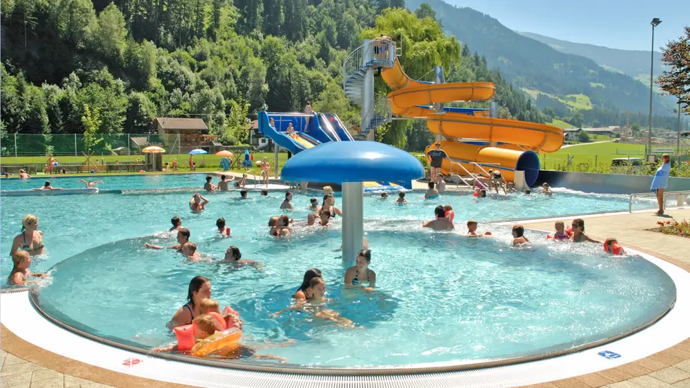 Erlebnisbecken der Badewelt Stumm