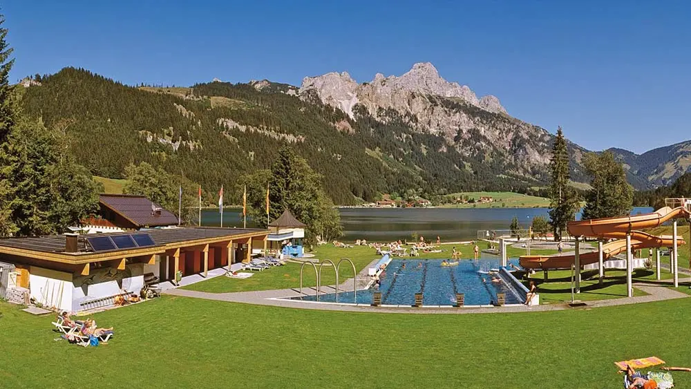 Blick auf die Wasserwelt Haldensee