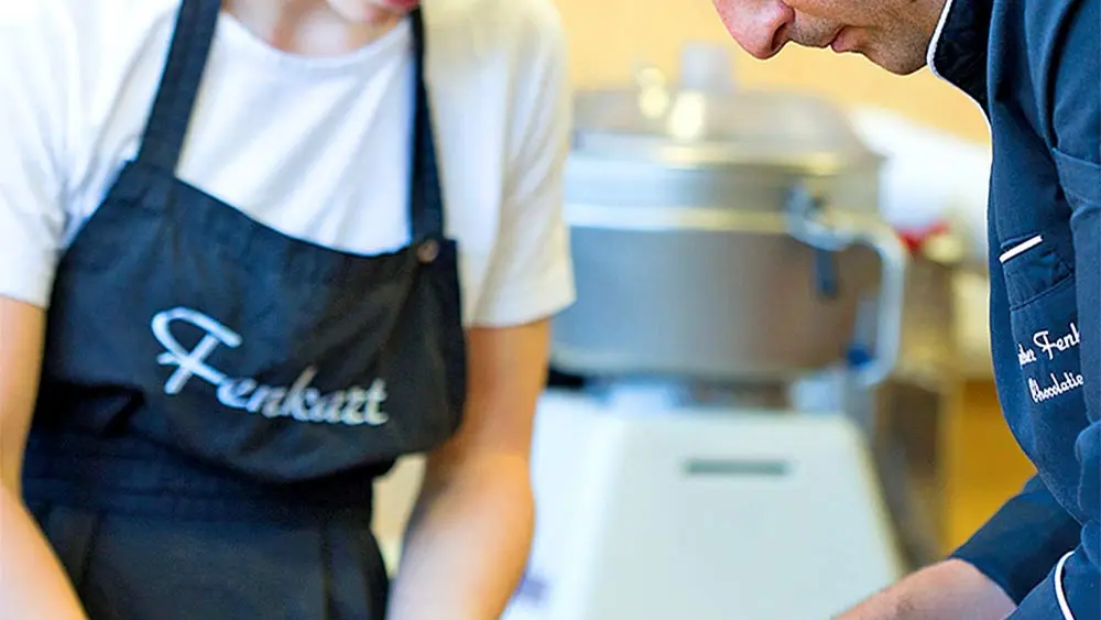 Blick in die Schokolademanufaktur des Schlosskaffees Hohenems