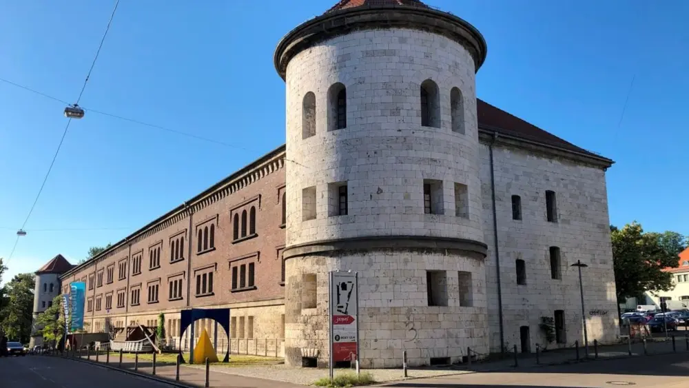Das Donauschwäbische Zentralmuseum von Außen