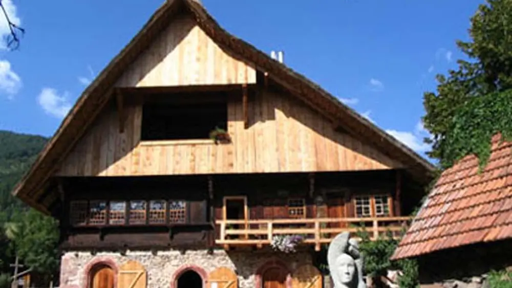 Hauptgebäude des Klausenbauernhof