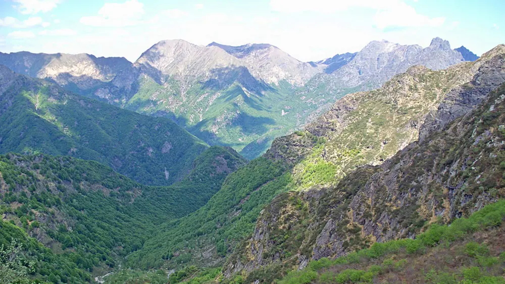 Blick von der Alpe dell Colma in den Nationalpark Val Grande