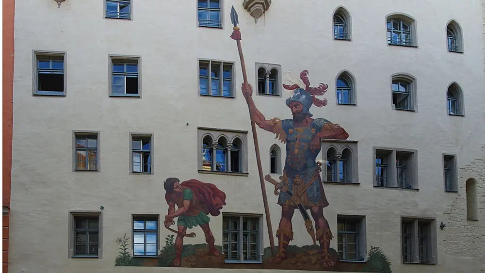 Blick auf das Fassadengemälde