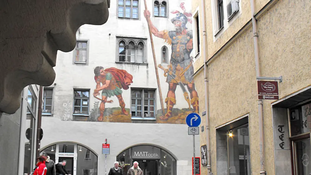 Das Goliathhaus von der Brückstraße aus gesehen