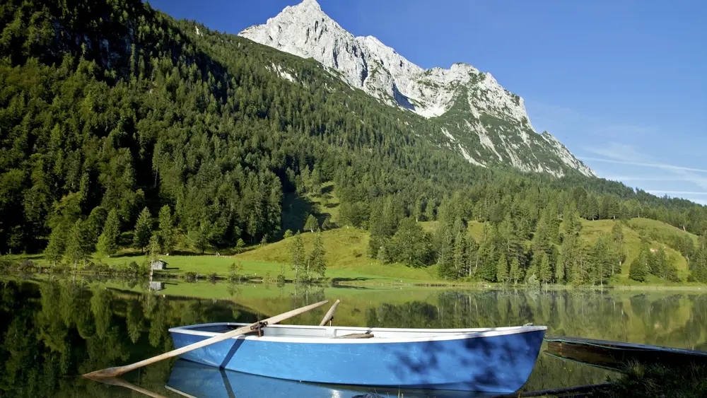 Ruderboot am Ferchensee