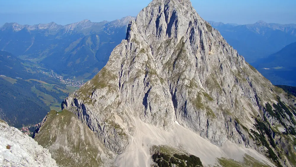 Blick auf die Ehrwalder Sonnenspitze bei Ehrwald