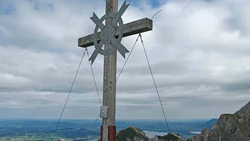 Das Gipfelkreuz auf der Läuferspitze