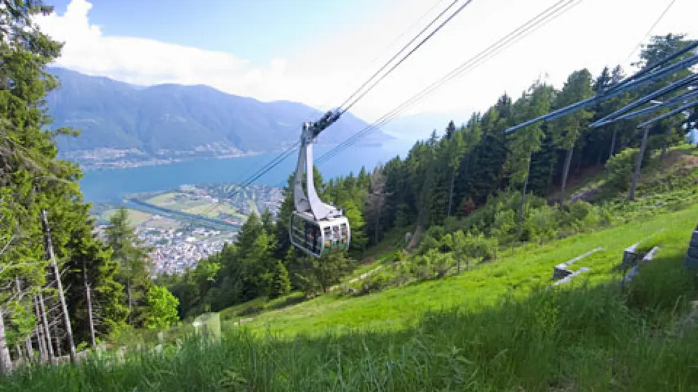 Die Seilbahn auf den Cardada