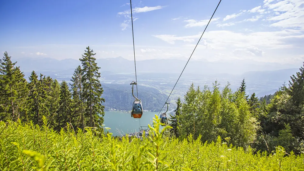 Kanzelbahn Gerlitzen mit Blick auf den Ossiacher See
