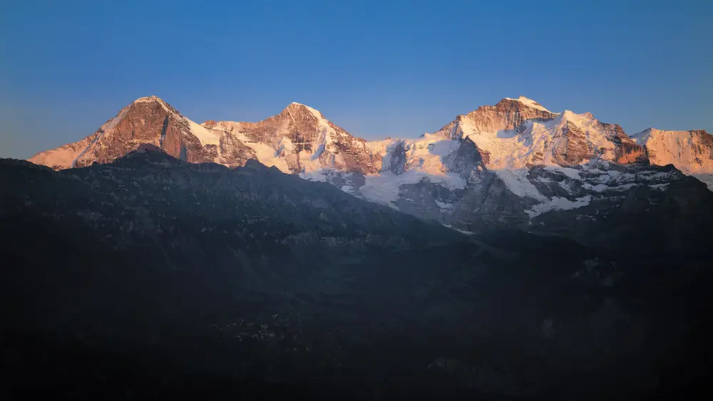 Eiger, Mönch und Jungfrau im Abendlicht