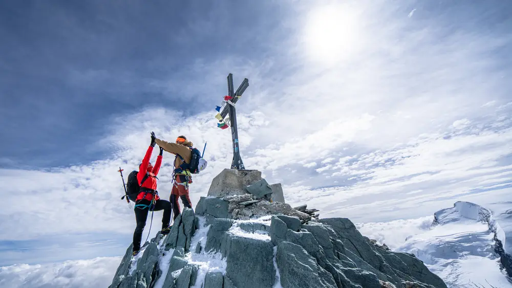 Am Gipfel des Allalinhorn